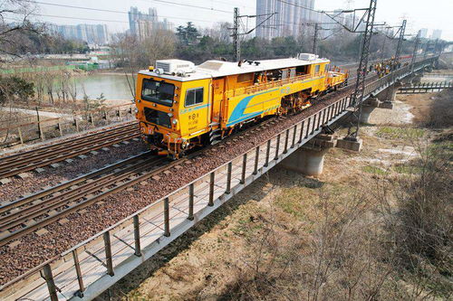 河南郑州 全面提升设备质量 陇海铁路集中修全面开启